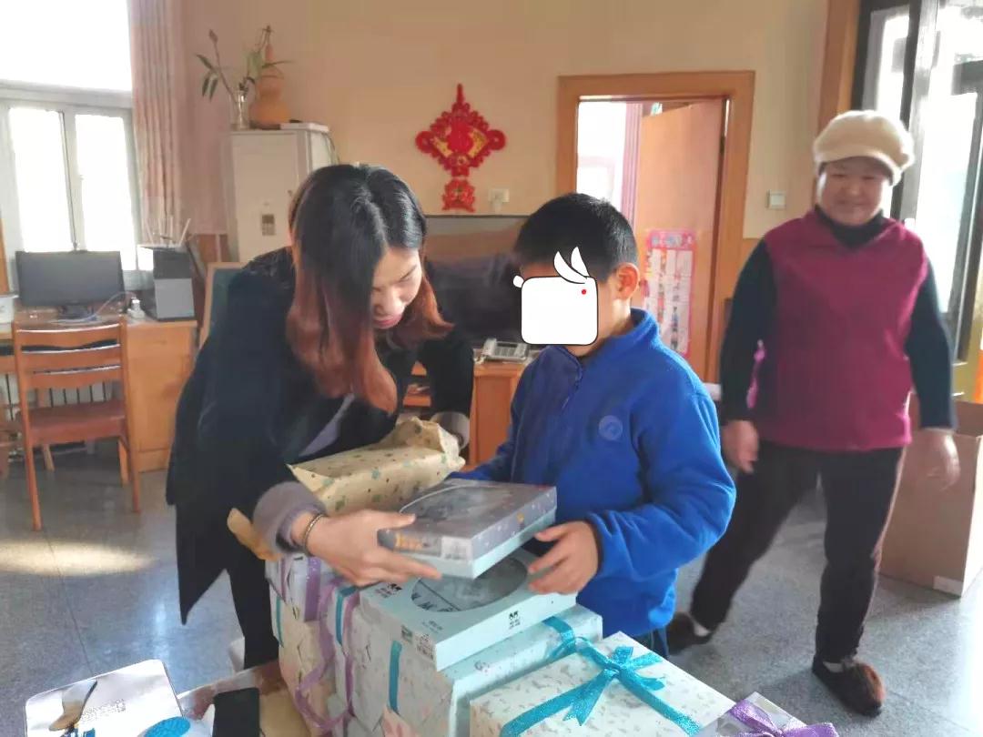 安卡米公益行 ▏為愛做個圣誕禮物，走進煙臺SOS兒童村